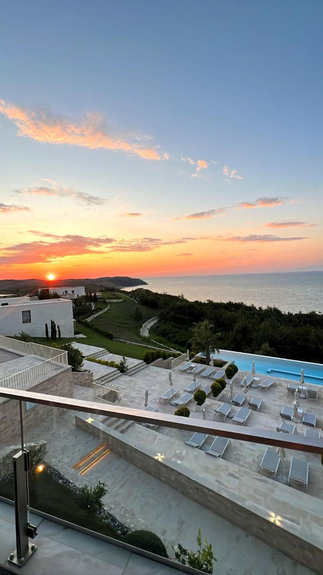 Duplex Seaview Condo Durres Bagian luar foto